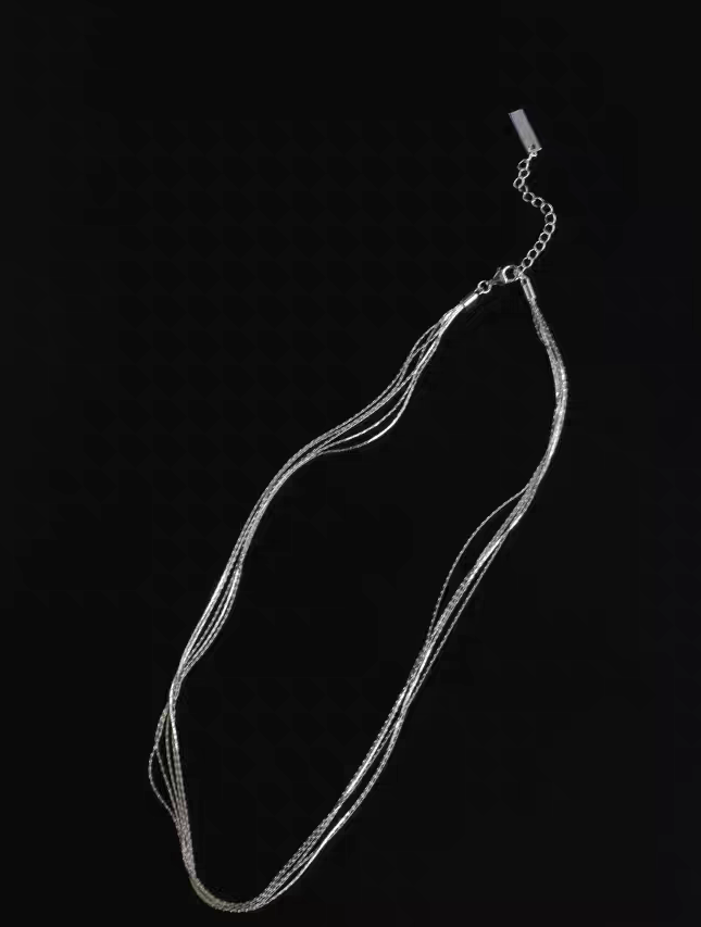 A five-layer delicate chain necklace - Brook