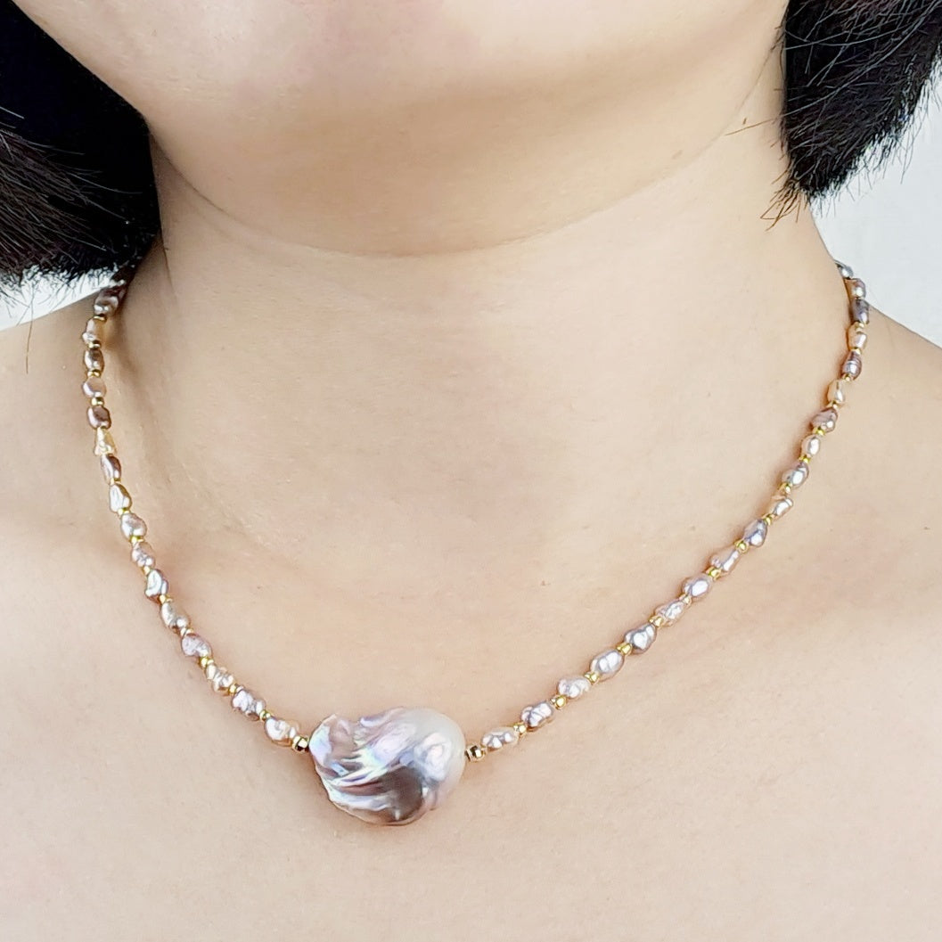 BAROQUE PEARL NECKLACE - LUNA