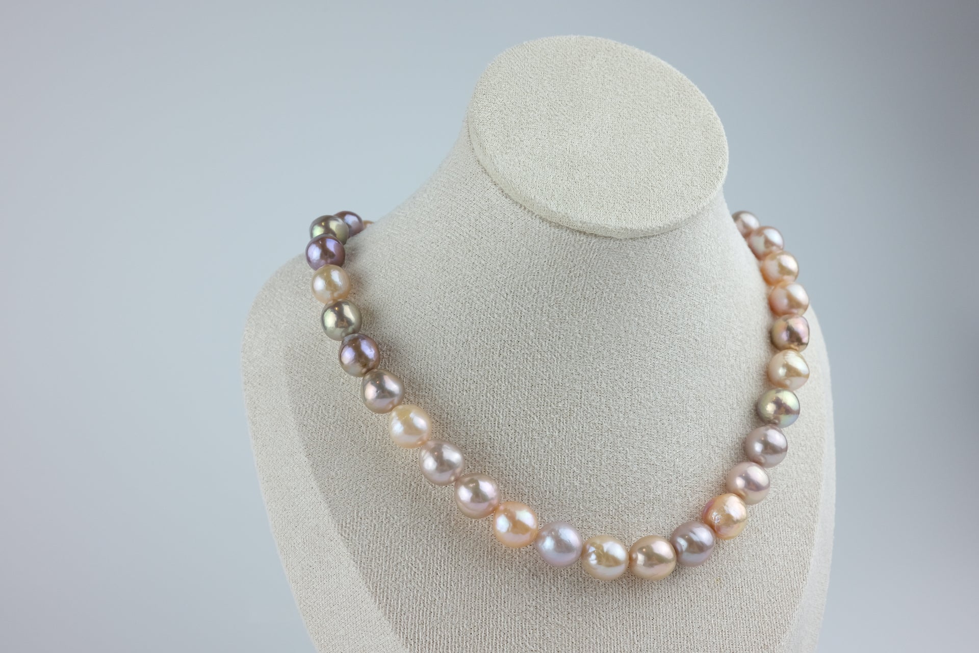 BAROQUE PEARL NECKLACE - RAINBOW