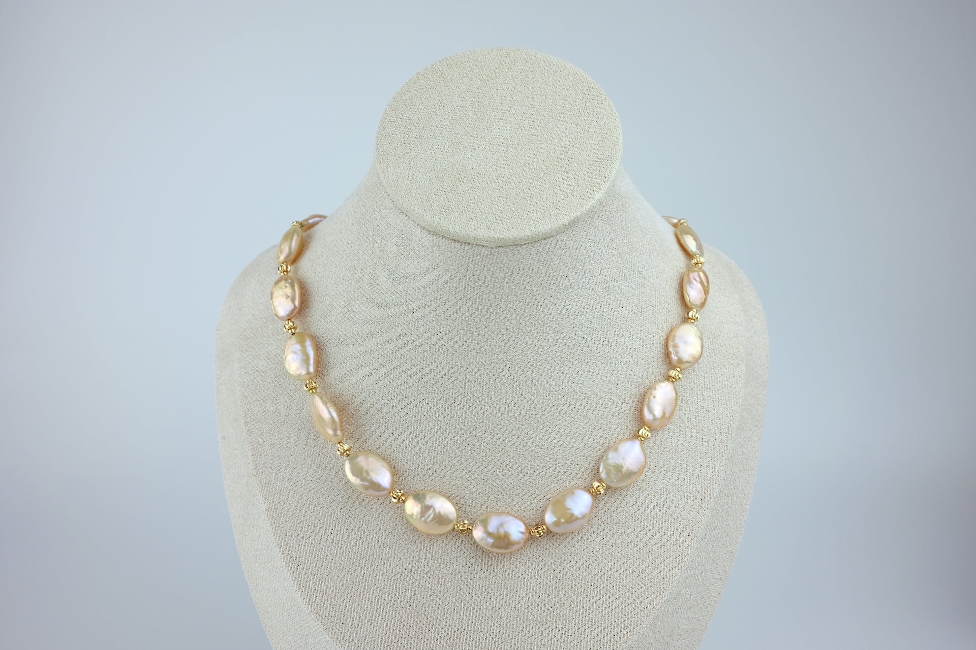 BAROQUE PEARL NECKLACE  - OVELLA