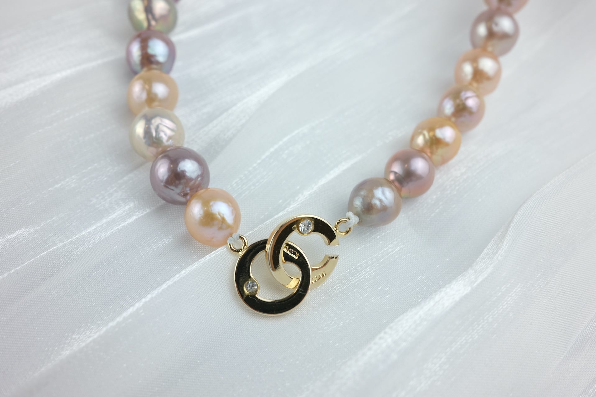 BAROQUE PEARL NECKLACE - RAINBOW