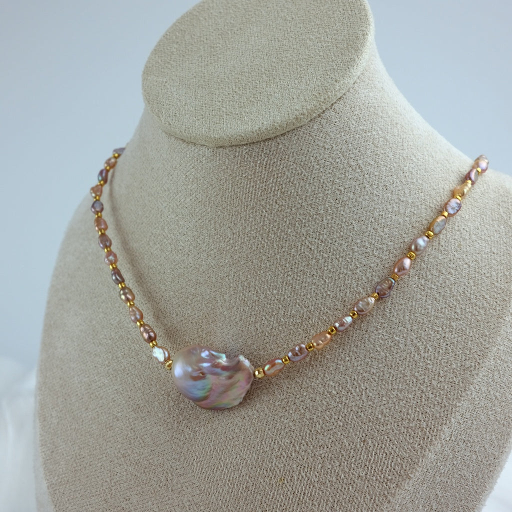 BAROQUE PEARL NECKLACE - LUNA