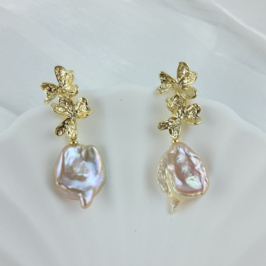 BAROQUE  PURPLE-GOLD PETAL PEARL STUD EARRINGS - ANNA