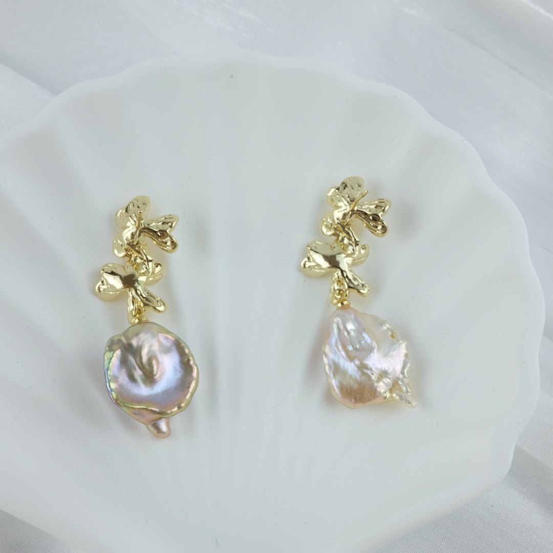 BAROQUE  PURPLE-GOLD PETAL PEARL STUD EARRINGS - ANNA
