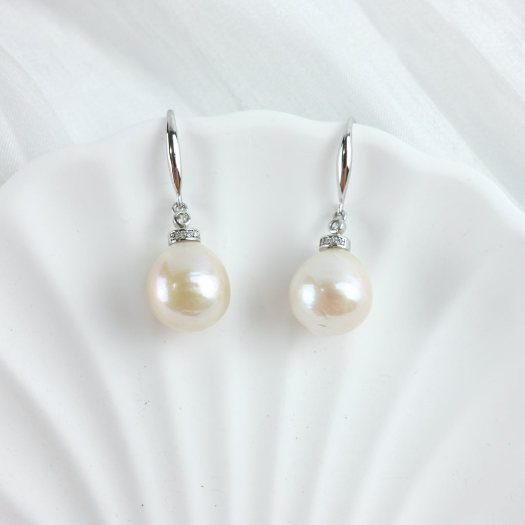 Freshwater Pearl Earrings - LILY