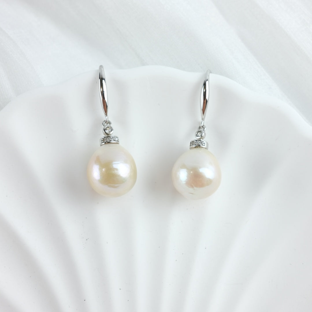 Freshwater Pearl Earrings - LILY