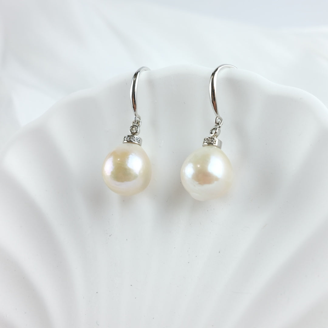 Freshwater Pearl Earrings - LILY