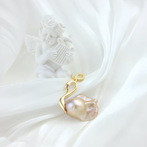 Baroque Pearl  Pendant -  Swanlure