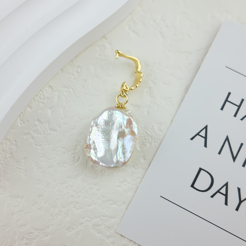 Baroque Pearl Square Pendant - Nacre