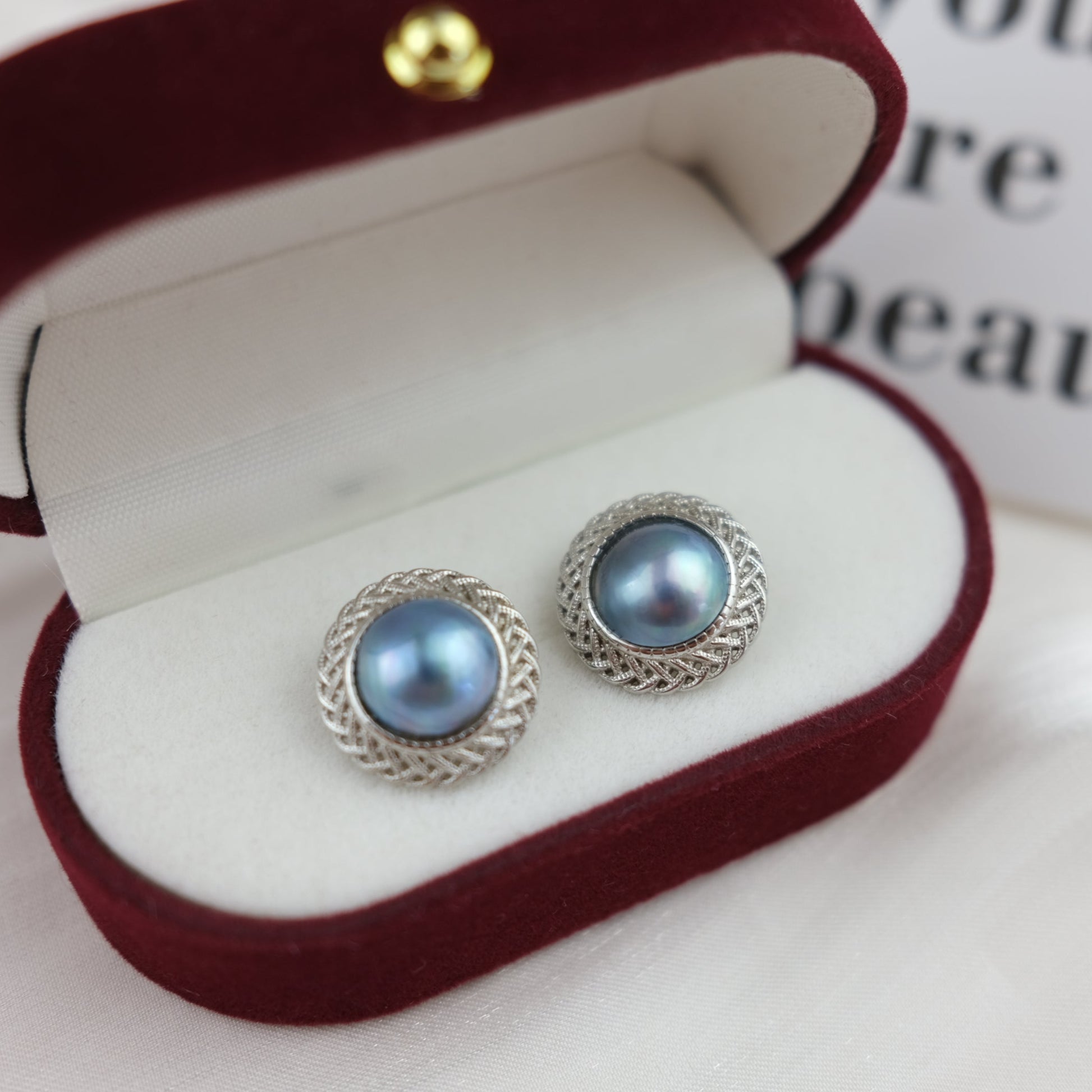 Mabe Pearl Stud Earrings - Ocean Dome