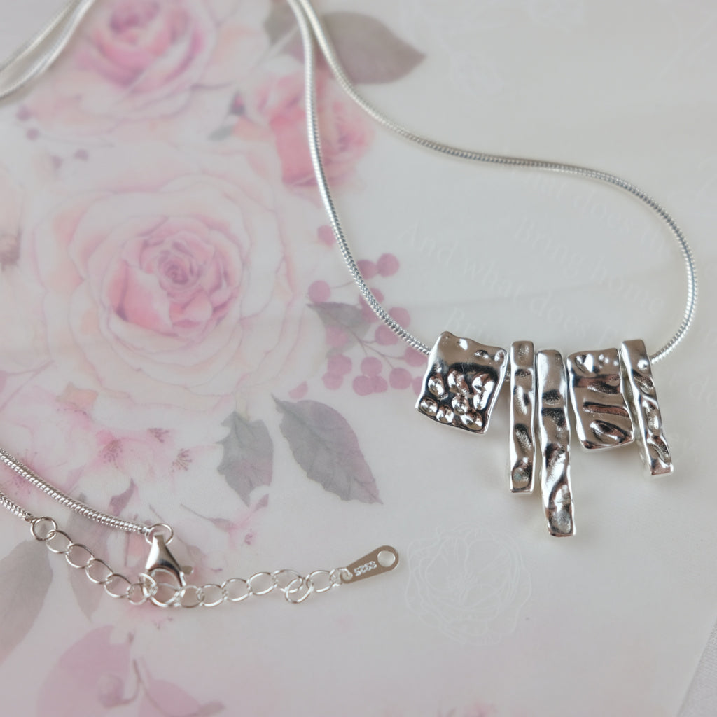 Irregular Square Pendant with Snake Chain Necklace -  Ellen