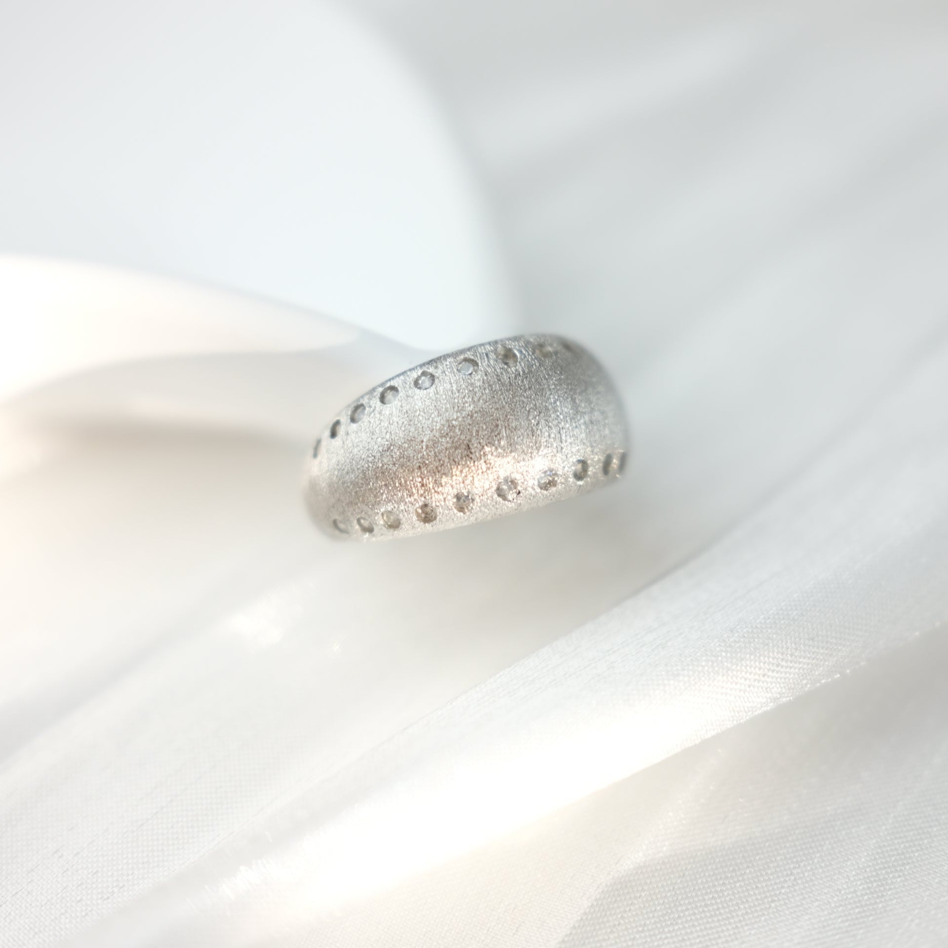 Matte and brushed finish open ring - Sophia