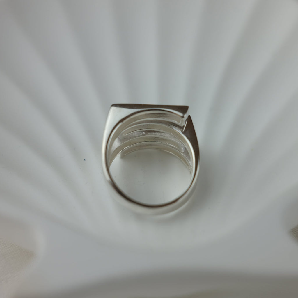 Crisscross open ring - Liu